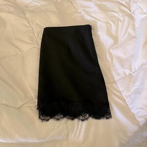 zara classics mini lace trimmed black skirt